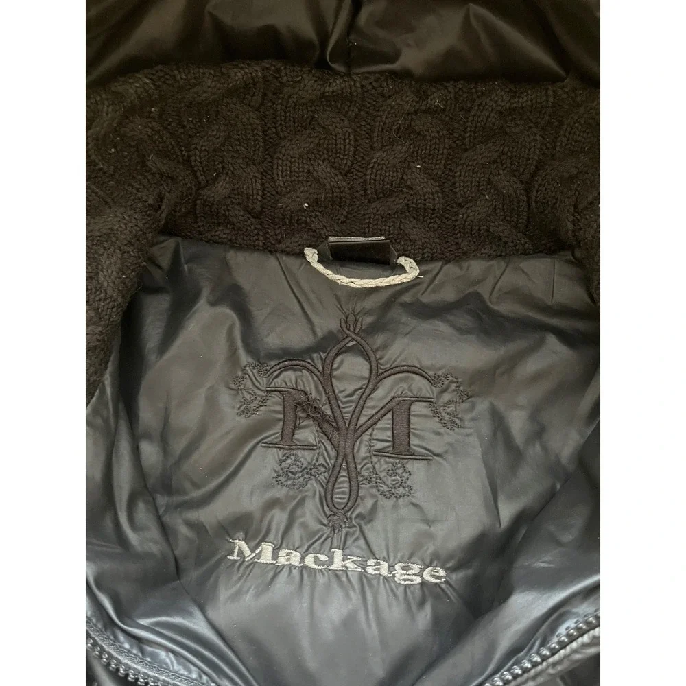 Mackage Black Puffer Coat Fur Hood Zip Front Pockets Warm Winter Womens Medium - Picture 3 of 13